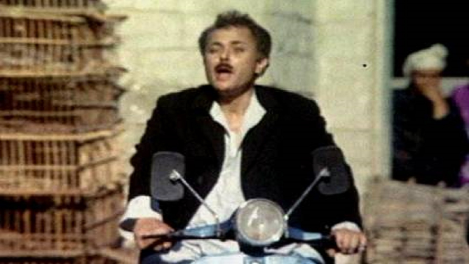 لقطة من فيلم "الكيت كات" ويعتبر واحدا من أفضل الأفلام في تاريخ السينما المصرية